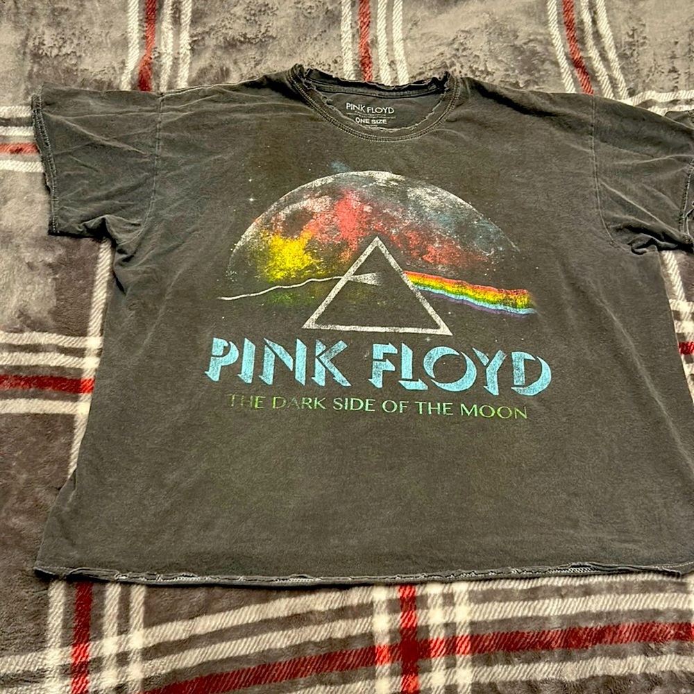 Awesome wash Pink Floyd shirt